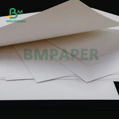 لوح ورقي مطوي 12pt 14pt لصندوق مستحضرات التجميل صلابة جيدة 30 X 40 بوصة