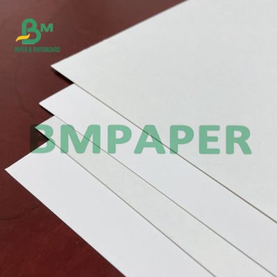 ورق تغليف الطعام الأبيض الغذاء الصف ، 250gsm 270gsm ورقة بطاقة التبييض لصندوق تغليف المواد الغذائية