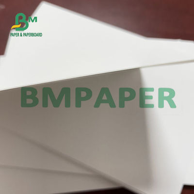 ورق تغليف الطعام الأبيض الغذاء الصف ، 250gsm 270gsm ورقة بطاقة التبييض لصندوق تغليف المواد الغذائية