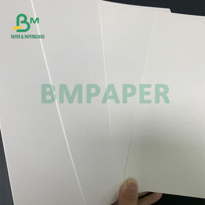 لوح ورق تغليف الطعام الأبيض من درجة الغذاء 27 `` X 39 '' 235gsm للتغليف المقلية العميقة