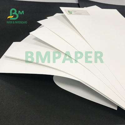 تأثير الطباعة الجيدة ورق تغليف الحجر الأبيض 168gsm 240gsm للملصقات