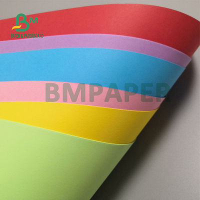 70gsm 80gsm بريستول الورق المقوى ، أوراق الرسم للملاحظات اللاصقة 61 × 86 سم