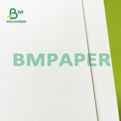 0.6mm 24 '' x 38 '' ورقة بيضاء نشاف لبطانات ماصة