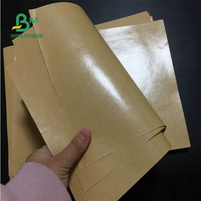 لوح بطانة كرافت بني مقاوم للزيت ، لفات ورقية مطلية بـ PE لتغليف الطعام 70gsm 80gsm 90gsm