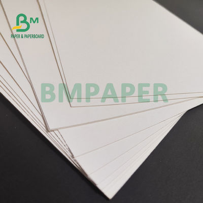 230gsm + 15g PE ورقة بيضاء واقية من الشحوم لوجبات سريعة الغداء مربع حزمة 700mm