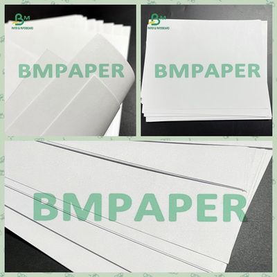 70 GSM ورقة عالية السطوع الأبيض Woodfree للطباعة الصناعية