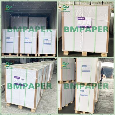 70 GSM ورقة عالية السطوع الأبيض Woodfree للطباعة الصناعية