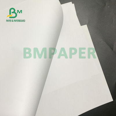 58gsm 60gsm صفائح ورقية بيضاء غير مصقولة للمستند 615 مم × 860 مم