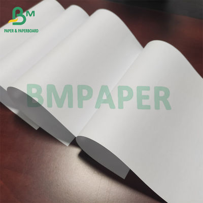55gsm بوند ورقة بيضاء غير مصقول Woodfree ورقة 66 X 106 سم ورقة