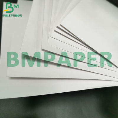 60 جرام 70 جرام ورق غير مصقول Woodfree 31 * 43 بوصة لون كريم عاجي ورق إزاحة كبير الحجم