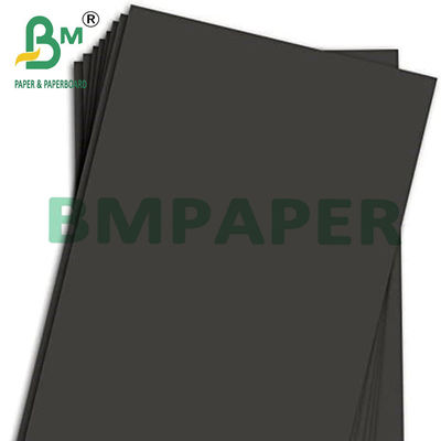 الورق المقوى مزدوج الجوانب 200GSM 640 X 920MM الأسود لعدة صناديق الهدايا