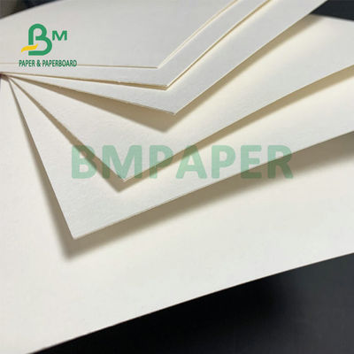 الورق المقوى غير المطلي 0.4mm 0.6mm للطباعة لصنع غطاء الغطاء