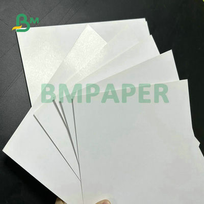8.5 × 17 بوصة 93% بيضاء عالية الطباعة المنسقة الصديقة للبيئة مزدوجة الجانبين مغلفة الورق الفني اللامع للكتيبات