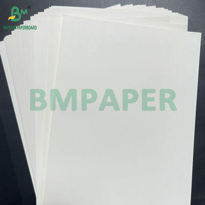 تأثير الطباعة الجيد ناعم 300 غرام + 15 غرام من الورق المقوى بي بيض 65 × 95 سم
