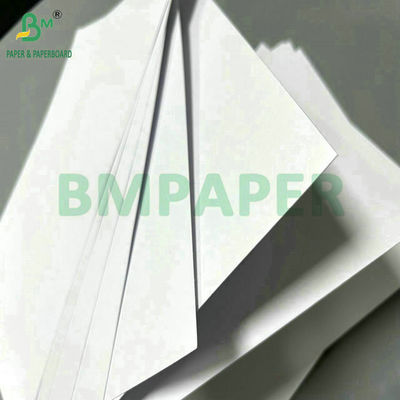 220جرام 240جرام أوفست أبيض عادي للطباعة ورق غير مغلف لأكياس الورق 95 × 130 سم