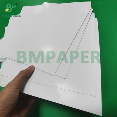 100 باوند 270GSM C2S غطاء لامع للمجلة 12' x 18' صورة متفوقة خالية من الحمض