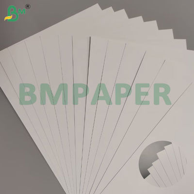 787 * 1092mm الورق الخالي من الغبار غير المقوى ورق الخشب العذراء Jumo