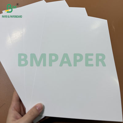 ورق النص الرقمي البيضاء الناعمة غير الشفافة 100 باوند 23X35 في ورق فارغ