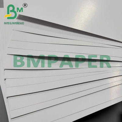 ورق الفن C2s الأبيض 180gsm لوحة لامعة عالية للغطاء 70 * 100 سم