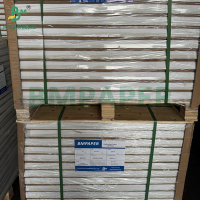 52 غرام 55 غرام الحبر الأسود الورق النسخ NCR 430mm X 610mm للطباعة الضوئية