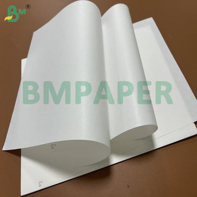 40 غرام 45 غرام 50 غرام سلامة الأغذية الورق الأبيض MG لأكياس حزم الخبز 800 × 1100mm