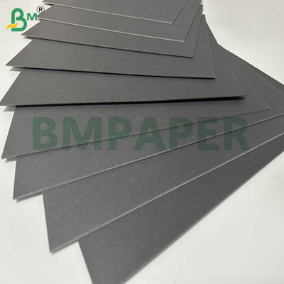 300جرام 350جرام ورق الكرافت الأسود غير المطلي لحزمة الهدايا صندوق 31 x 43 بوصة