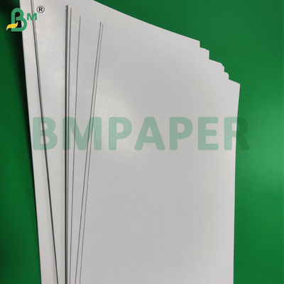 310جرام 320جرام ورق البوكر الملمع الأسود للعب البطاقات المضادة للتطلع 8.5' x 11'