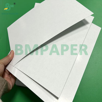 290gsm 320x450mm سطح أملس أسود أساسي TCG Cardstock لأوراق اللعب