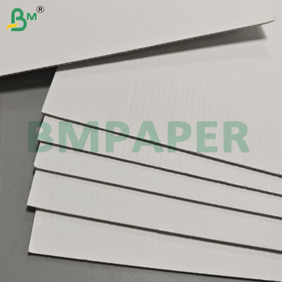 140+100+140gsm ثلاثة طبقات من اللوحات المموجة في ألوان متعددة